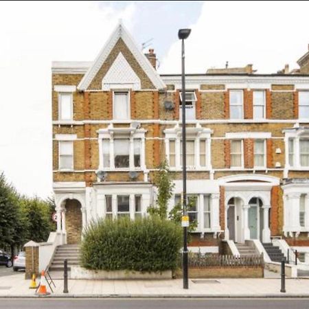 Apartment Lavender Hill London Bagian luar foto
